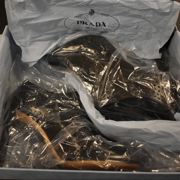 SOLD📌PRADA PEEP TOES 🖤💣 - Picture 8 of 8